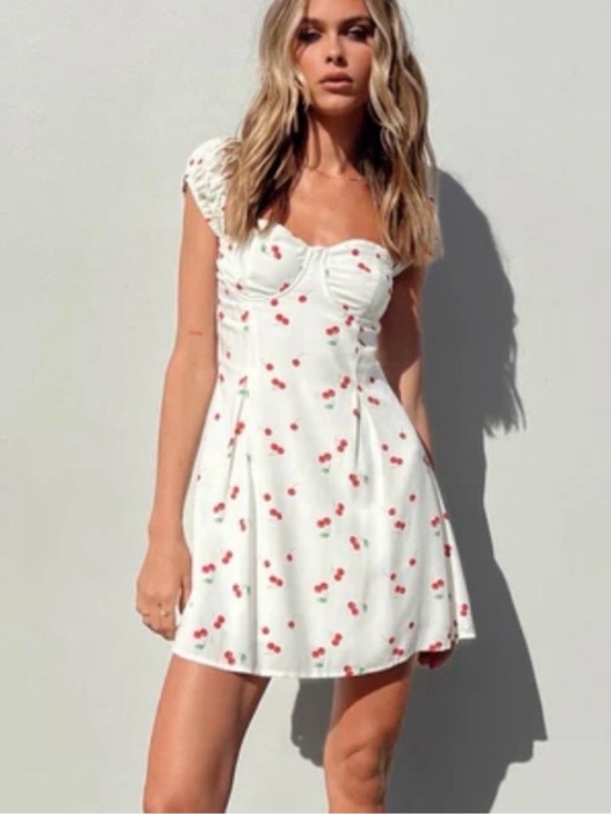 Princess Polly Dresses & Skirts - Princess Polly Rozalia Mini Cherry Dress Rosalia Size 4 Corset